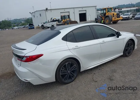 2025 Toyota Camry Xse из США, поврежденный, VIN 4T1DAACK0SU017292
